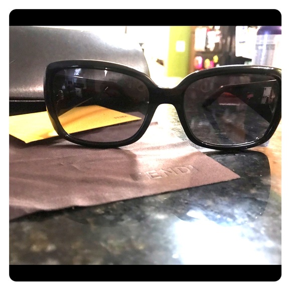 Fendi Accessories - Fendi sunglasses